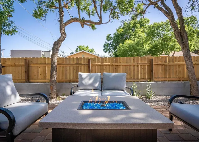 Charming & Cozy Northern Az Base Camp - Sleeps 4 Holiday home