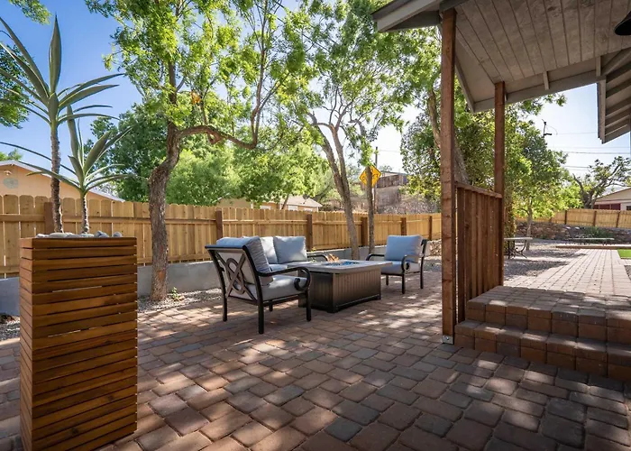 Charming & Cozy Northern Az Base Camp - Sleeps 4 Holiday home