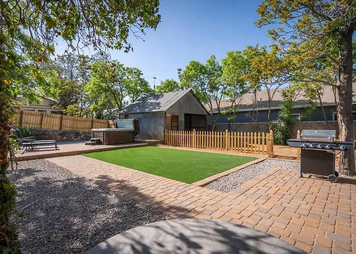 Charming & Cozy Northern Az Base Camp - Sleeps 4 Cottonwood